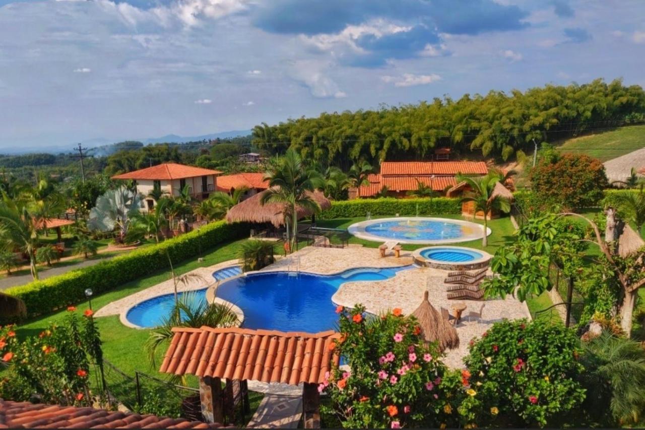 La Victoria Hotel Campestre Quimbaya Buitenkant foto