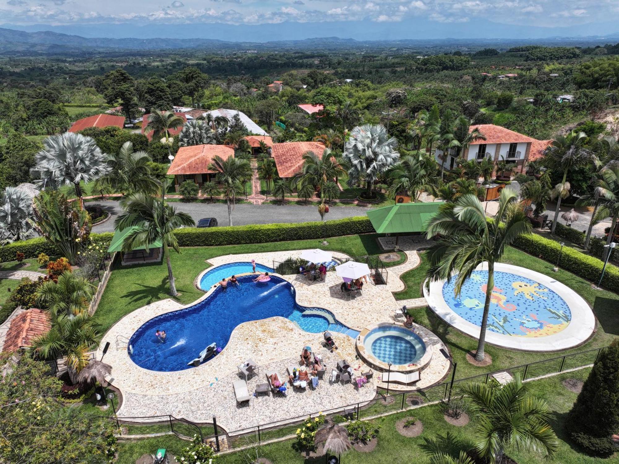 La Victoria Hotel Campestre Quimbaya Buitenkant foto